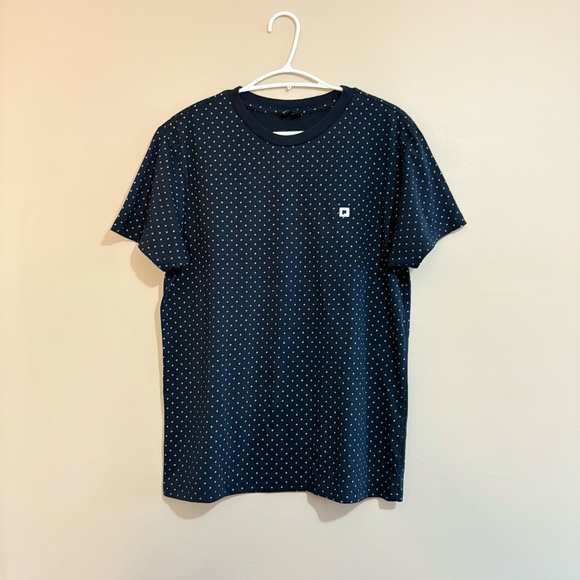 3/$10⚡️Penshopee Navy Blue Short Sleeve T-Shirt White Repeating Pattern - Picture 1 of 13